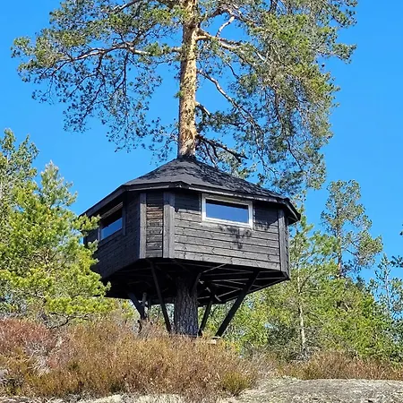 With Wildlife And Hiking Trails * Mjåvatn